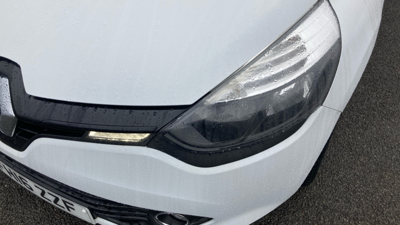 Renault Clio 0.9 TCE 90 Play 5dr Petrol Hatchback